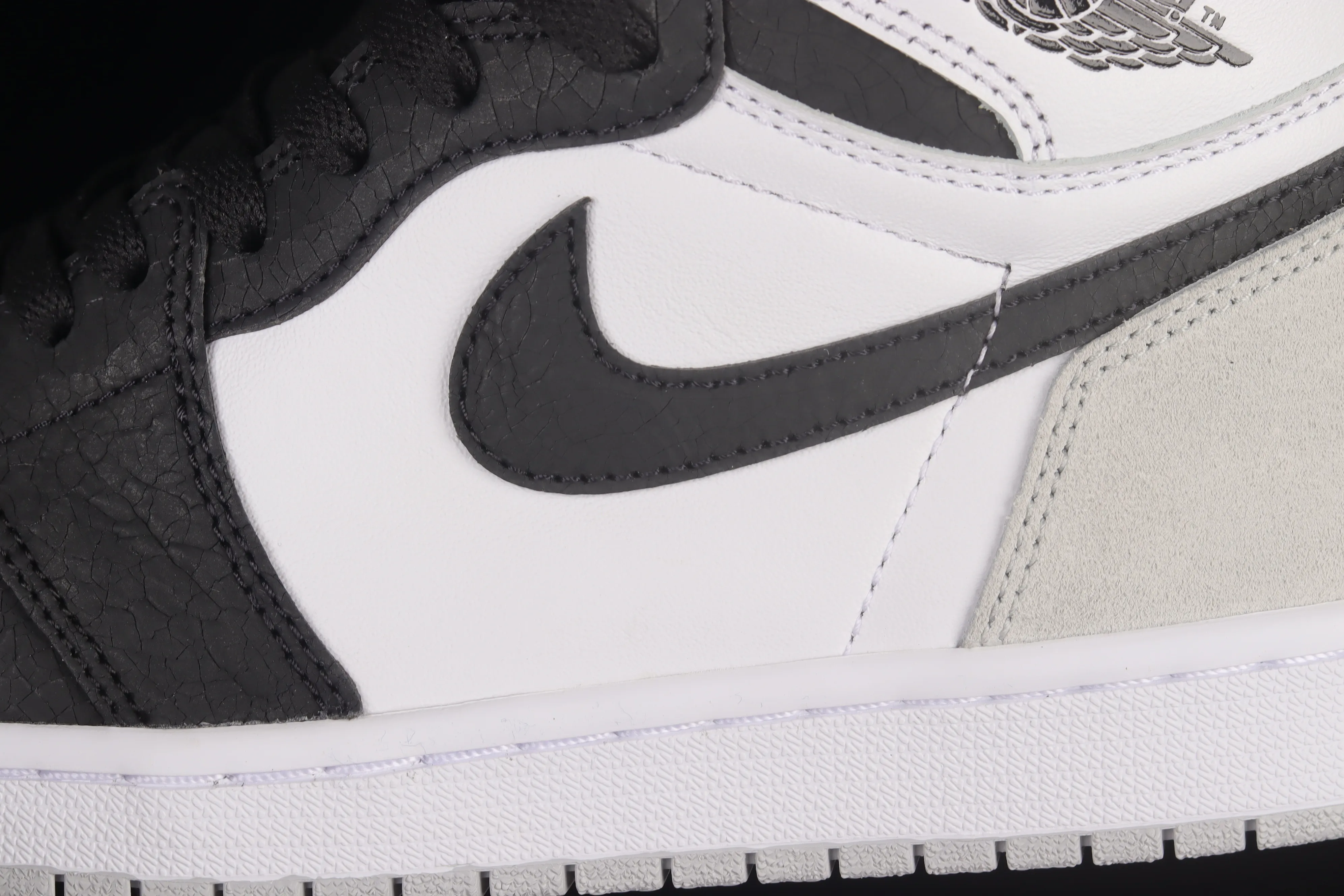 All categories Air Jordan Jordan series basketball shoes Air Jordan 1 High Air Jordan 1 High OG "Stage Haze" AJ1 Joe 1 black and gray toe 555088-108
